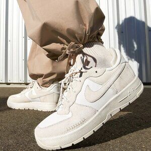 Nike Air Force 1 Wild Women's 7.5